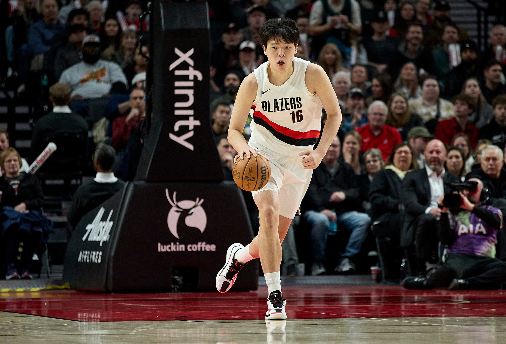 7天6赛！杨瀚森工作室：追赶太阳的人继续冲 奔波是未来的勋章