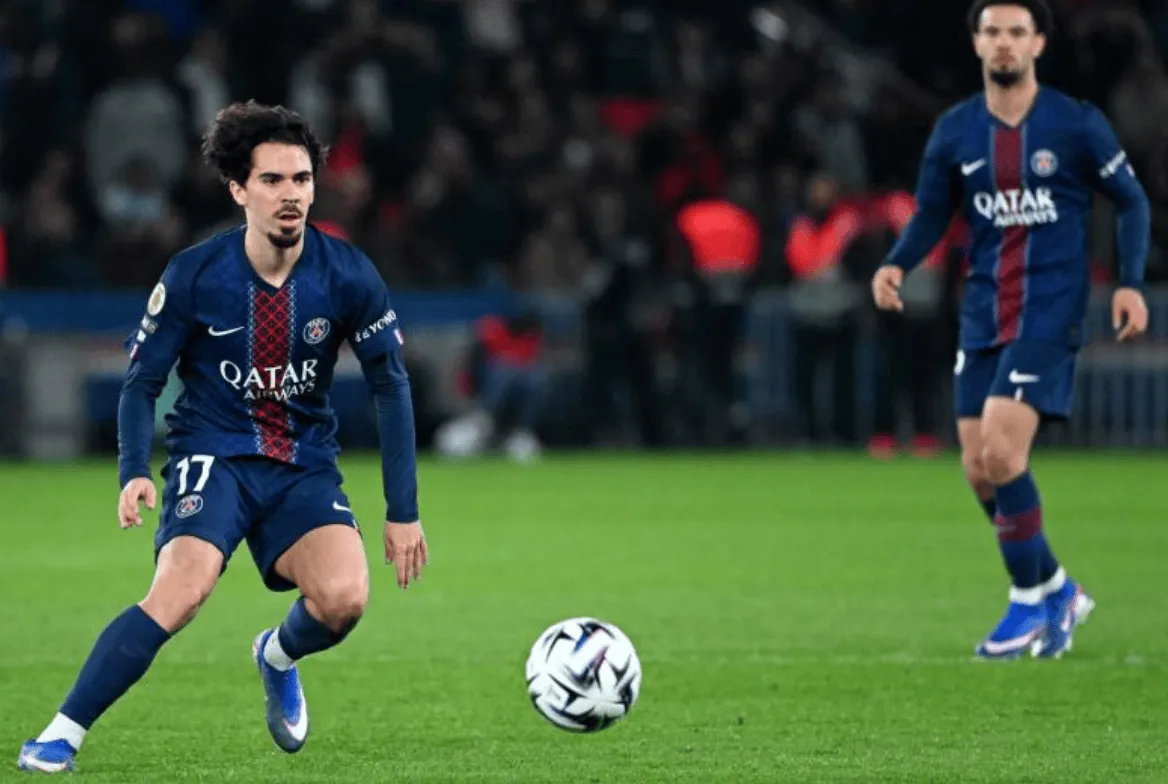 开云体育下载-朗斯前锋：巴黎为欧冠延期法甲打乱了我们节奏，但我能理解